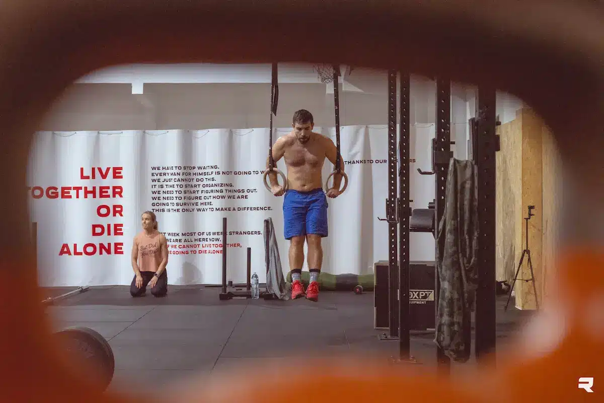 atleta com motivação para treinar à sexta feira